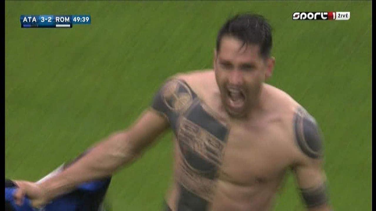 3-2 Marco Borriello Incredible Goal - Atalanta 3-2 AS Roma 17.04.2016