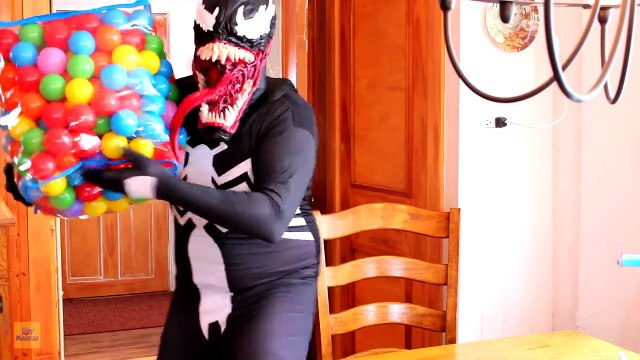 Spiderman vs Venom in Real Life! Spider-man Gets SLIMED by Venom – Fun Superheroes Movie [HD, 720p]