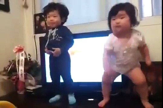 Dancing Doggies EXPLODING!!! - Cute Things Exploding