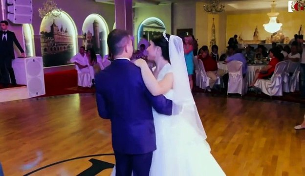 Обалденный танец на свадьбе, девушка просто в УДАРЕ)) wedding super dance