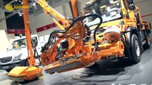 Mercedes Benz Arocs 2040 AK und Unimog im Vergleich – IFAT 2014