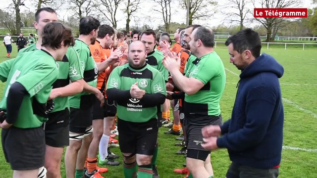 Carhaix. La joie des rugbymen morlaisiens vainqueurs des Carhaisiens