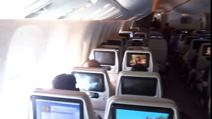 Landing in Dubai International Airport & Terminal 3