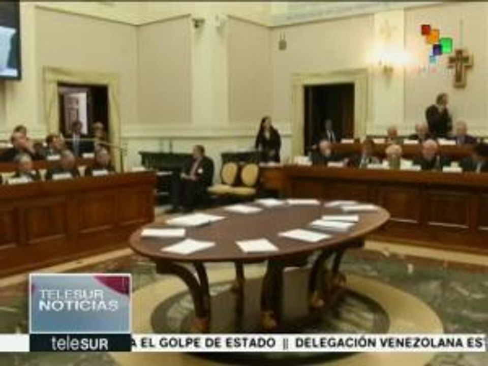 Vaticano: Sanders y Morales charlan sobre alternativas económicas