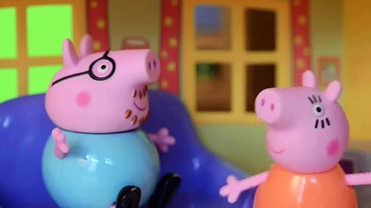 Pig George Da Familia Peppa Pig E sua Casinha Na Arvore!!! Em Portugues