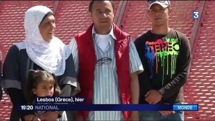 Migrants : le geste du pape François