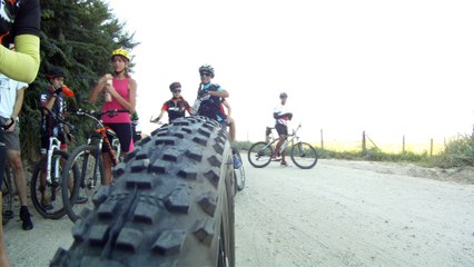 Pedal com amigos nas trilhas das várzeas do Rio Paraiba do Sul, Tremembé, 40 km, 22 bikers, Marcelo Ambrogi, 2016