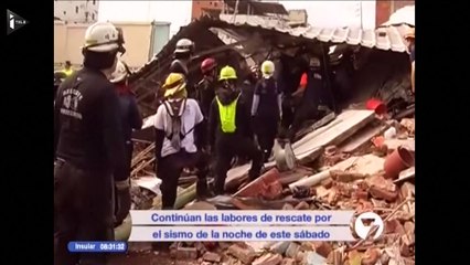 Séisme en Equateur: course contre la montre pour retrouver des survivants