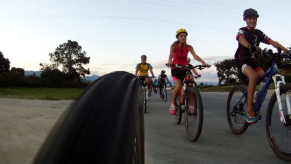 Pedal com amigos nas trilhas das várzeas do Rio Paraiba do Sul, Tremembé, 40 km, 22 bikers, Marcelo Ambrogi, 2016