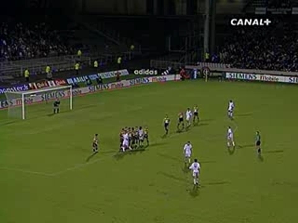 Juninho Pernambucano -- Olympique Lyonnais -  Coups franc