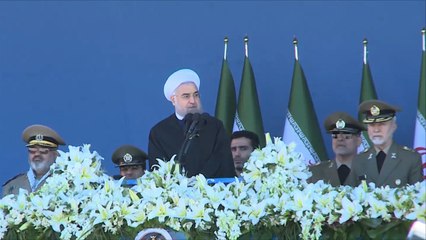 الجيش الإيراني يعود للواجهة في ذكرى تأسيسه