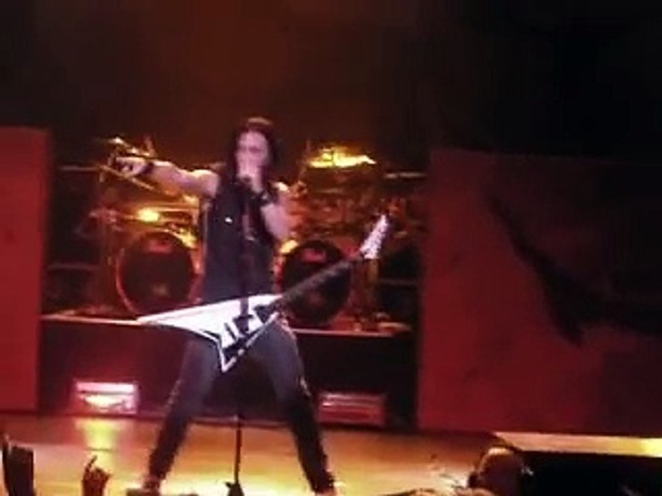 Bullet For my Valentine - Waking The Demon Live