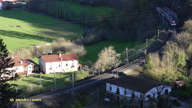 TRAINSPOTTING (VOL 413). Trenes renfe. (4K). Música: Gabriel Fauré.
