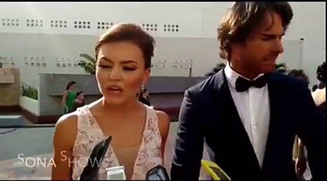 Angelique Boyer y Sebastian Rulli platican sobre #Tr3sVecesAna en #PremiosTVyNovelas