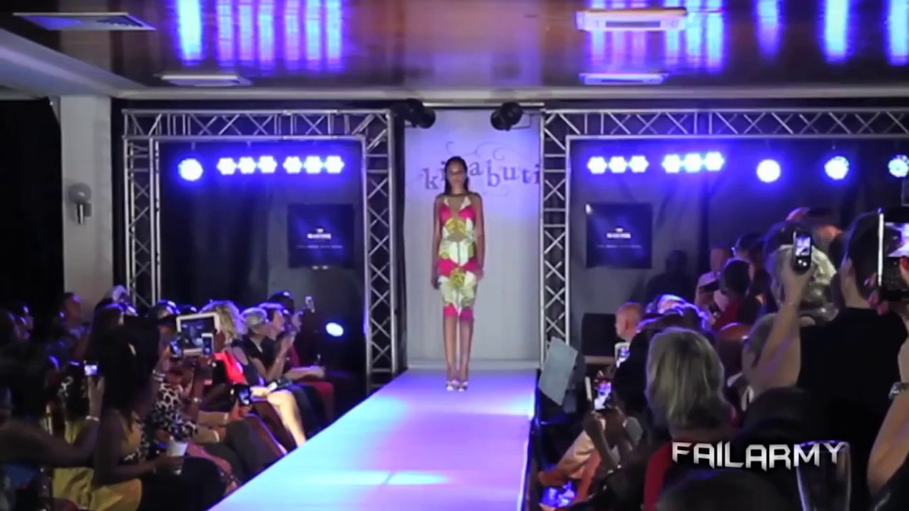 Girls Fails of the Month September 2013 -- FailArmy