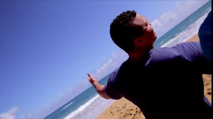 Tour the beaches of Puerto Rico  Raw, April 11, 2016