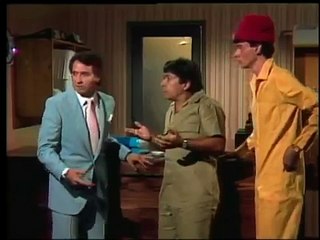 El Mecánico Con Carlos Villagran (Kiko) y Henry Rodriguez 1984 Radio Rochela