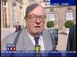 Jean Marie Le Pen recu à l'élysée par Sarkozy