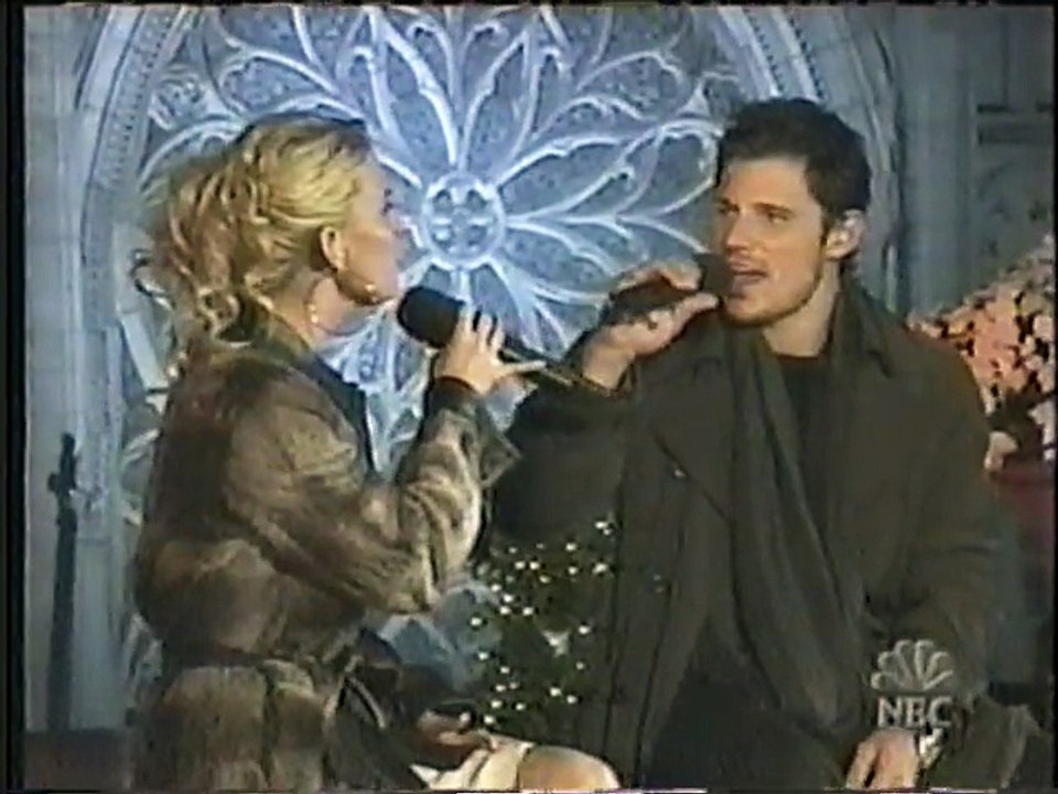 Nick Lachey & Jessica Simpson Rockefeller Christmas Special