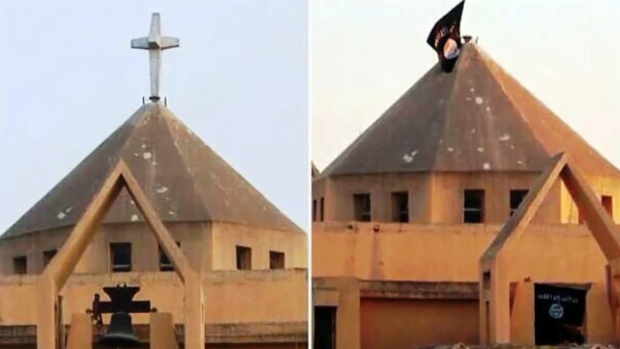 El Estado Islámico crucifica a un niño cristiano de 12 años junto a su padre