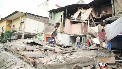 Equateur: au moins 272 morts dans le pire séisme en près de 10 ans