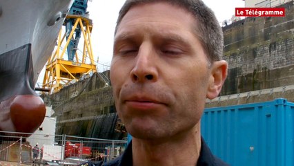 Marine Nationale. Pétrolier Somme : ravitaillement en pleine mer