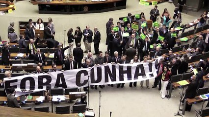 下载视频: Importantes agitation à la Chambre des députés au Brésil