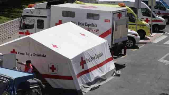 Son ya siete los cadáveres rescatados del edificio que se derrumbó en Tenerife
