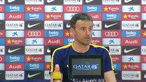 Luis Enrique se muestra 