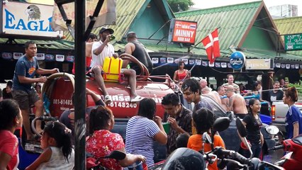 Beach Road Soi 7 & Soi 8 - Pattaya Girls