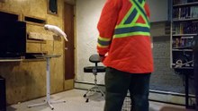 Angry Talking parrot How to fix a round cage