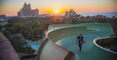 ¿Te atreves a patinar en un parque acuático de Dubái?