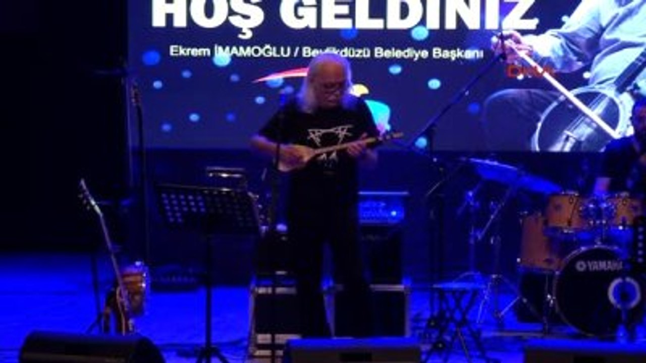 Cahit Berkay'dan 50'nci Sanat Yılı Konseri