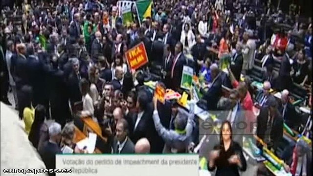 Los diputados de Brasil, a favor del juicio a Rousseff