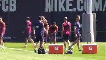 Le joli panier de Javier Mascherano à l'entraînement - FC Barcelone