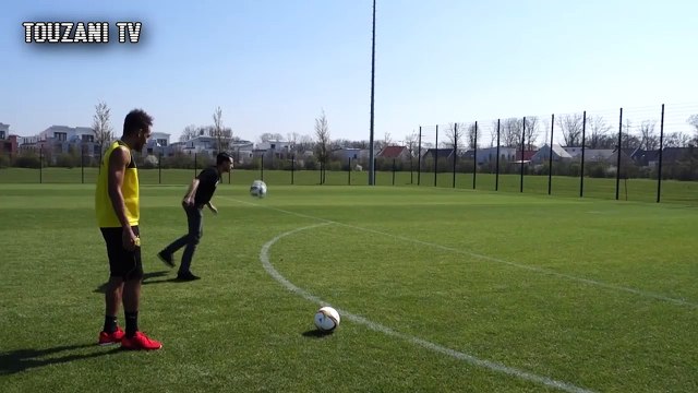 Aubameyang fait le show avec un freestyler