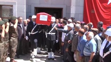 Şehit Sinan Kunduracı'nın Cenazesi Memleketinde Toprağa Verildi
