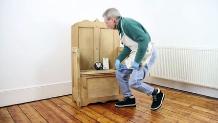 Screwfix -  Learn how to apply a beautiful wax finish to your furniture