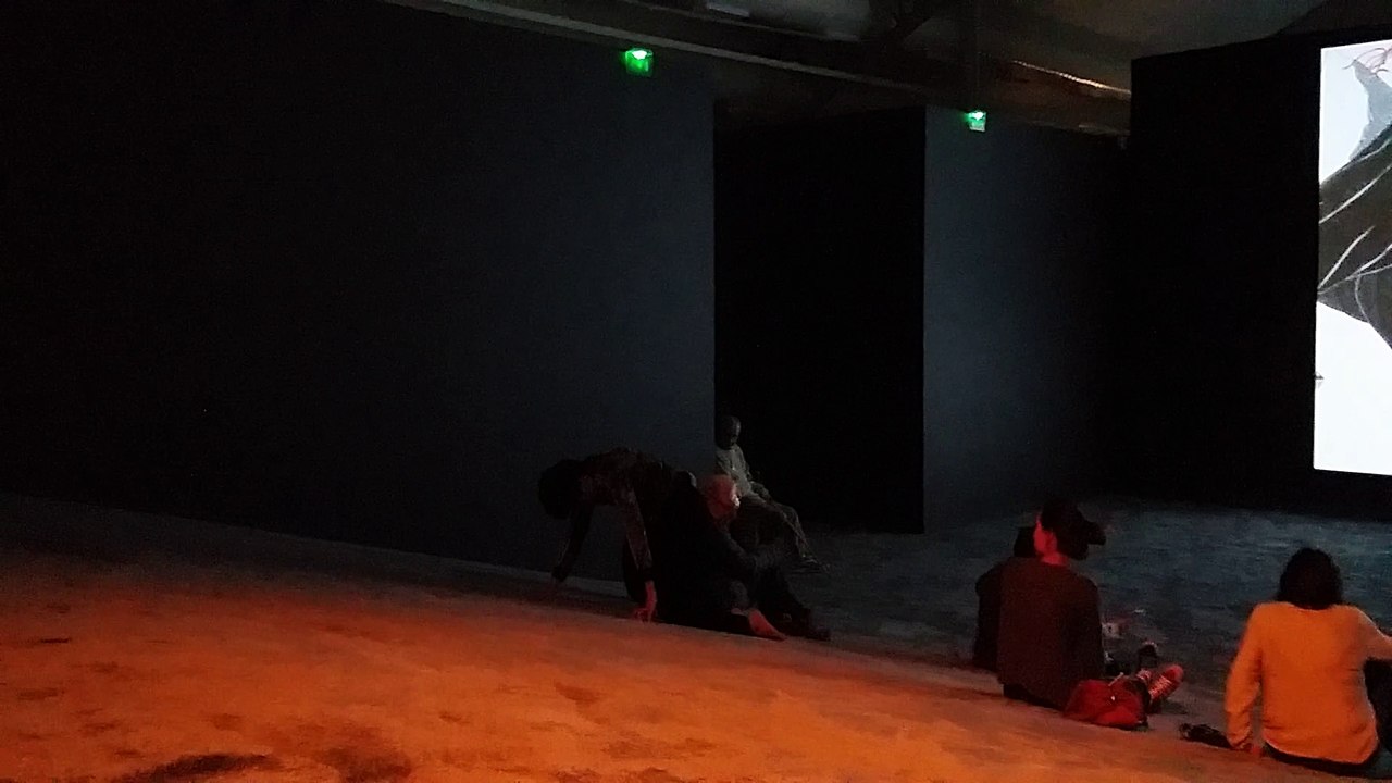 betty tchomanga improvisant sur Intermezzo
