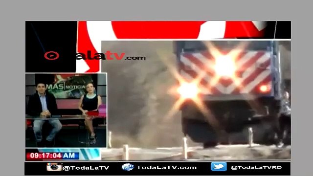 CONDUCTOR BORRACHO CHOCA 50 COCHES PARQUEADOS EN PRAGA-MAS QUE NOTICIAS-VIDEO