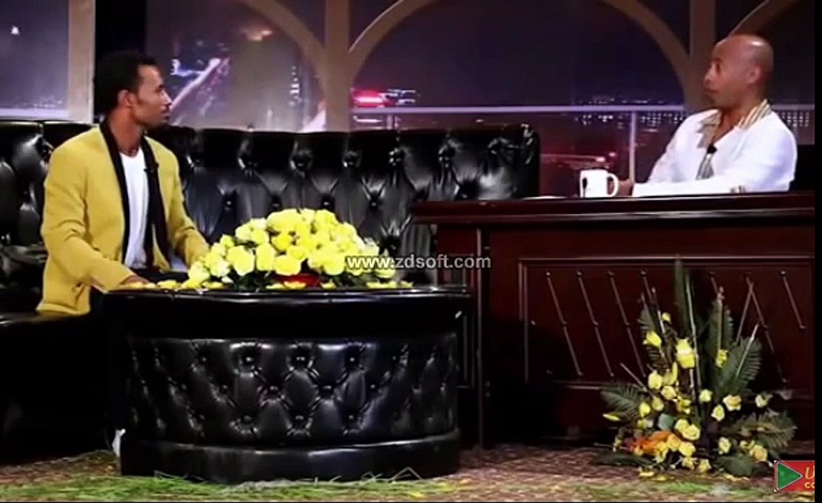 Funny Ethiopian Comedian ድምጽ አስመሳዩ ኮሜድያን