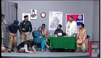 Khabardar with Aftab Iqbal - 17 April 2016 _ Panama Leaks - Express News