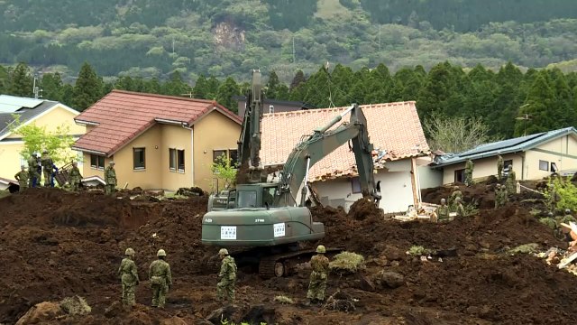 Búsqueda contrarreloj de sobrevivientes en Japón tras sismo