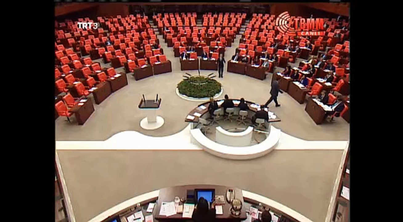 Dokunulmazlik Fezlekesi Hakkinda Üc parti Baskan Vekillerin yaptigi Tartisma.Sonuna kadar izleyin