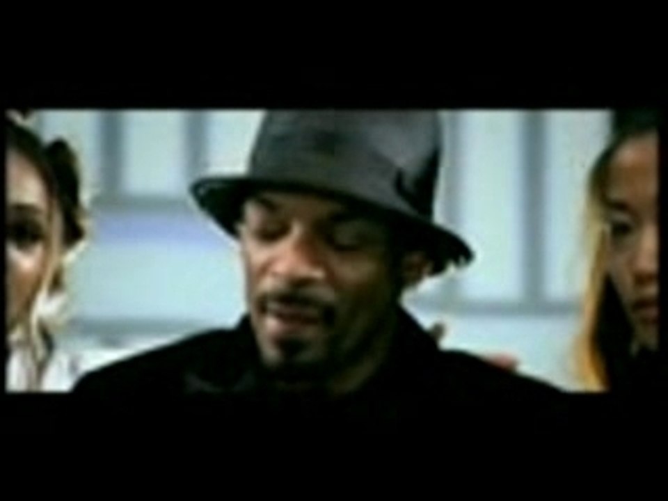 Snoop Dogg feat coolio Gangsta Walk