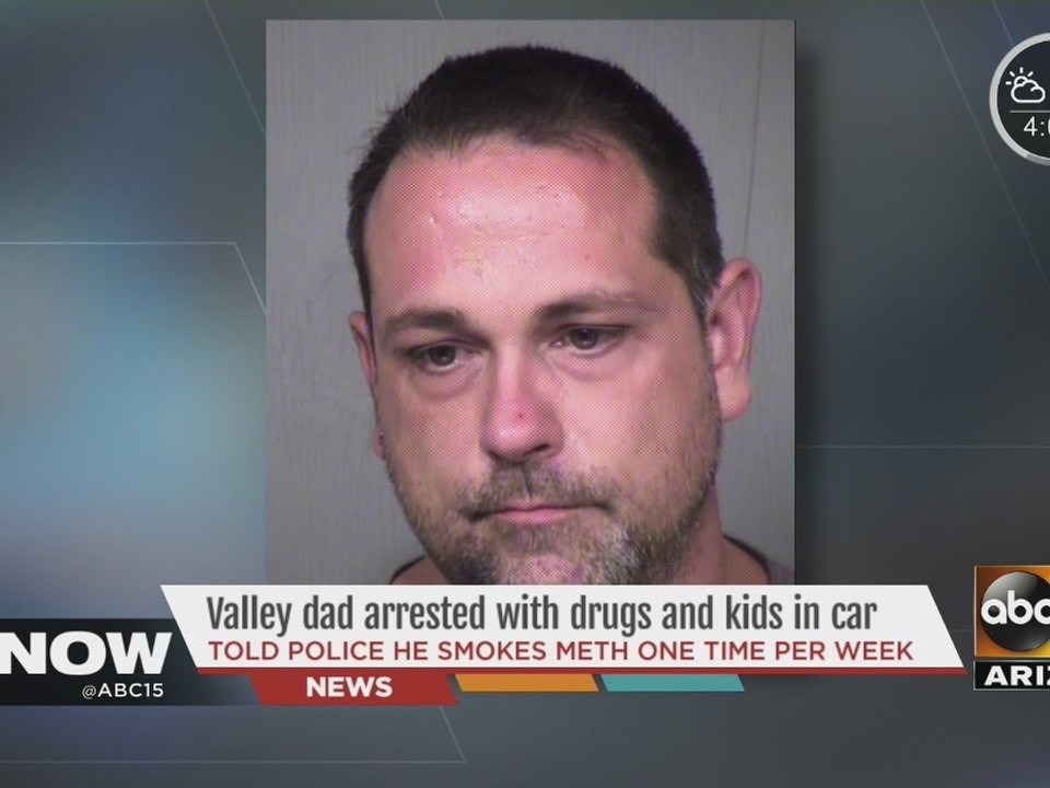 Valley dad arrested with drugs and kids in car