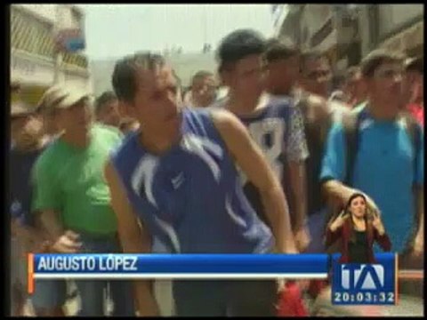 Familiares están angustiados por falta de noticias sobre sus seres queridos