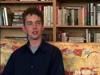 Master the Art of Kissing: Expert Tips & Techniques 💋