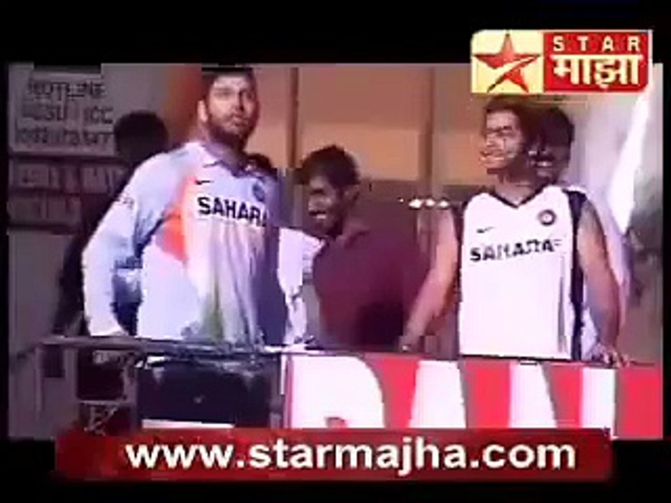 Indian Cricket Dressing Room Fun. Yuvraj Runs behind every cricketer ! Funny
