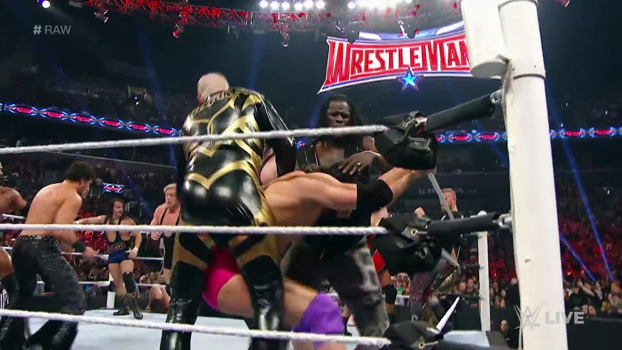 Big Show & Kane vs. The Social Outcasts  Raw, March 28, 2016